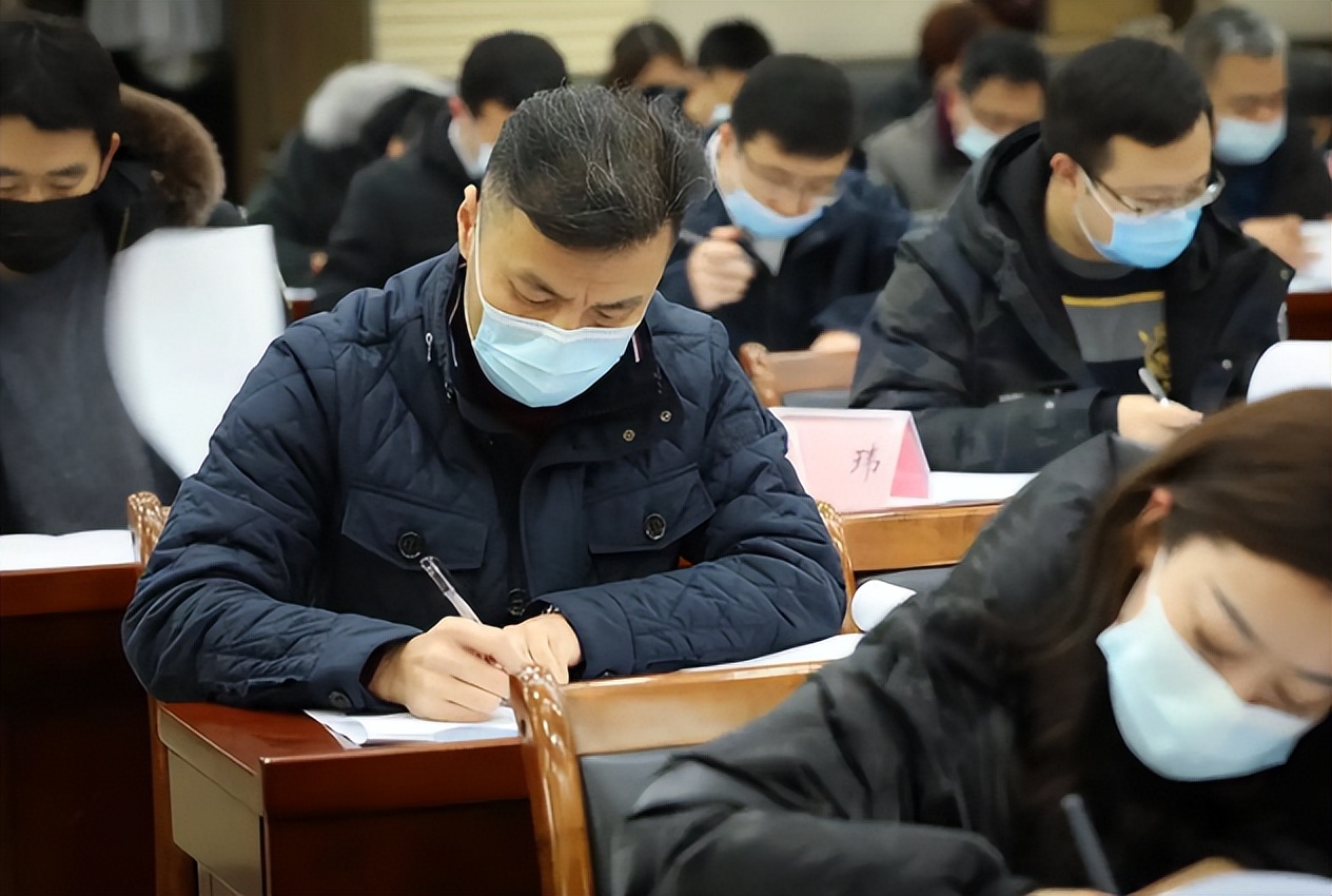 事业单位招聘条件（事业单位招聘700余人）