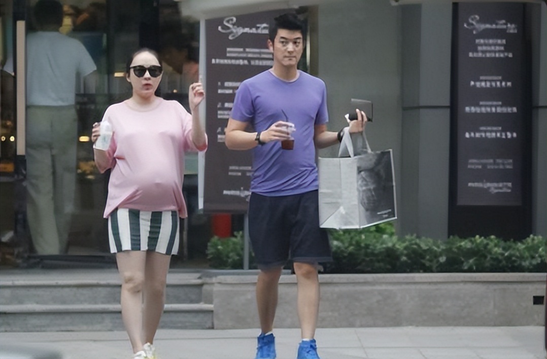 新剧遭换角、高龄拼四胎、肚皮都是针眼...女星怀孕各有各的心酸