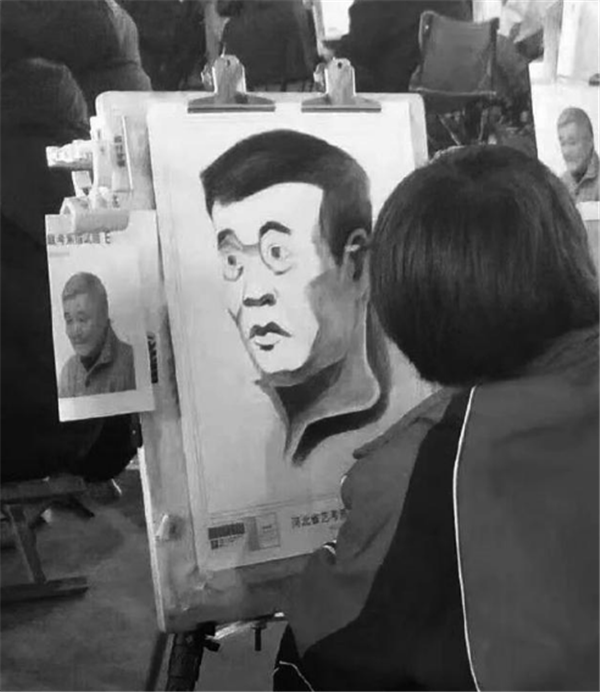 江苏艺考“66分卷子”火了，掌握了美术精髓，画得很好下次别画了