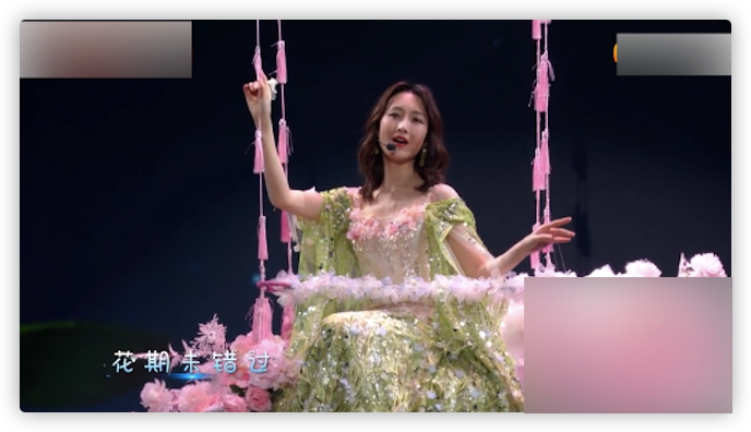 卫视春晚亮点：冯巩秀谐音梗，张杰谢娜对唱，关晓彤王鸥同台走秀