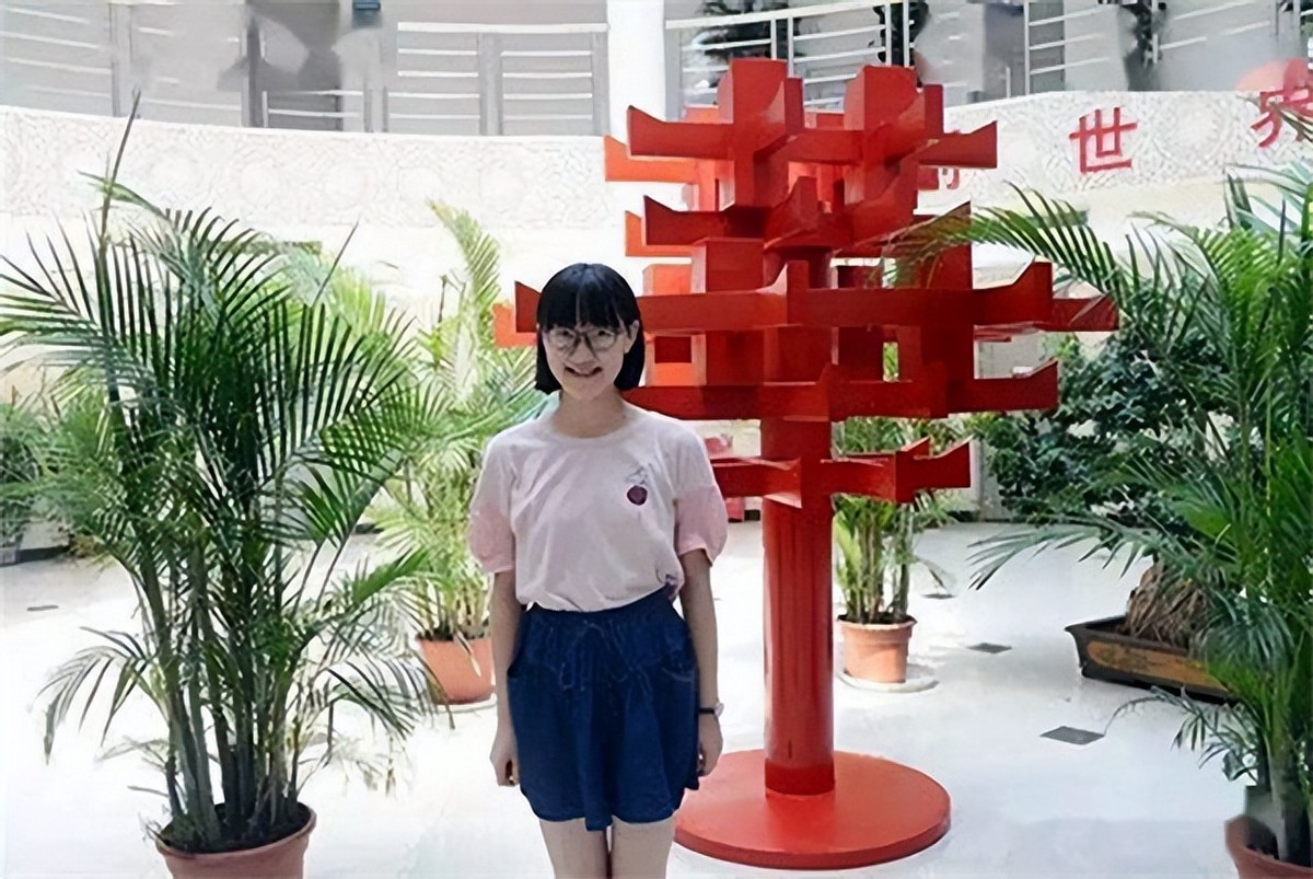 2020年湖北725分高考女状元：语文成绩十年难遇，7岁豪言结果成真