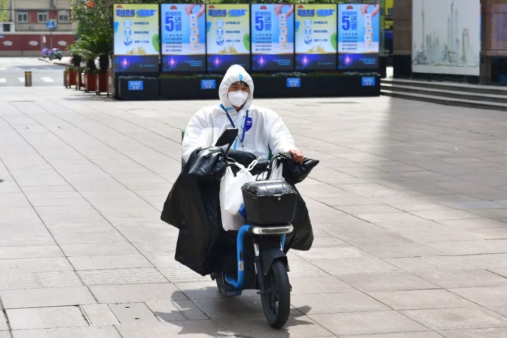 跟快递员、网点、卖家聊了聊，终于知道我为什么收不到货