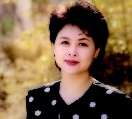 因癌离世的5位央视主持人，最大78岁，最小26岁，个个令人惋惜