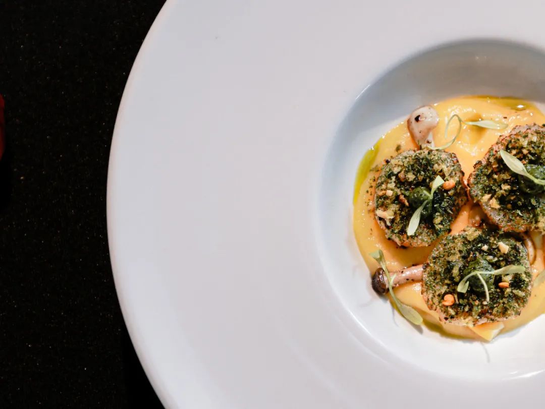 来自舌尖上的满足，只为击中你的味蕾