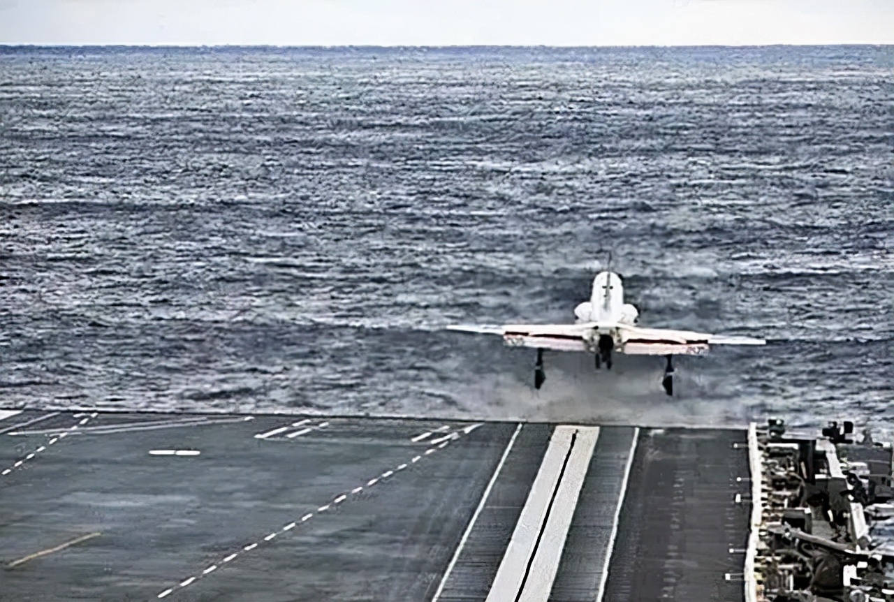 中国第三艘航母近况：最早可能在今年5月下水，总建造师是80后