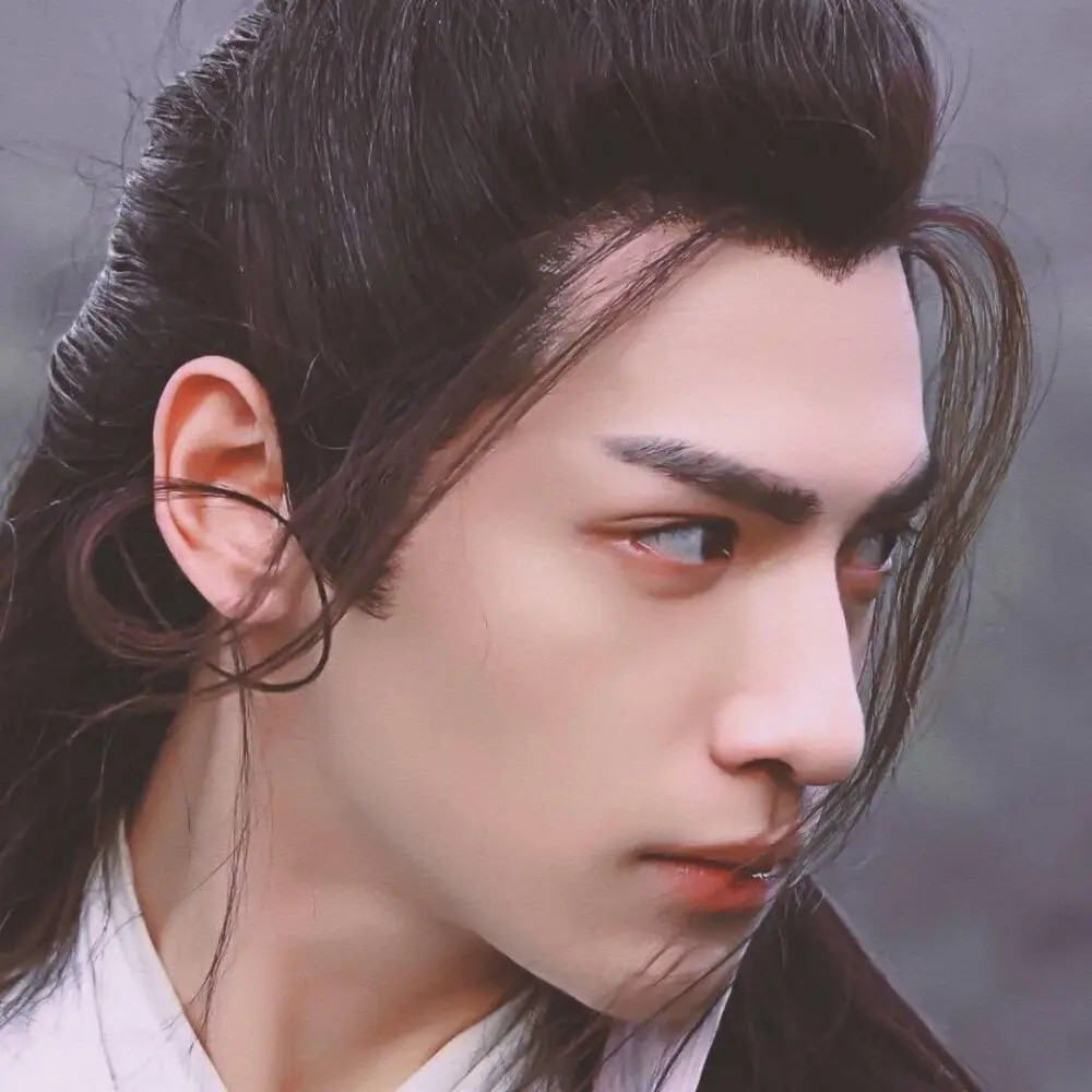 角色设定平平无奇，演员却个个长相惊艳，你管这叫“路人脸”？