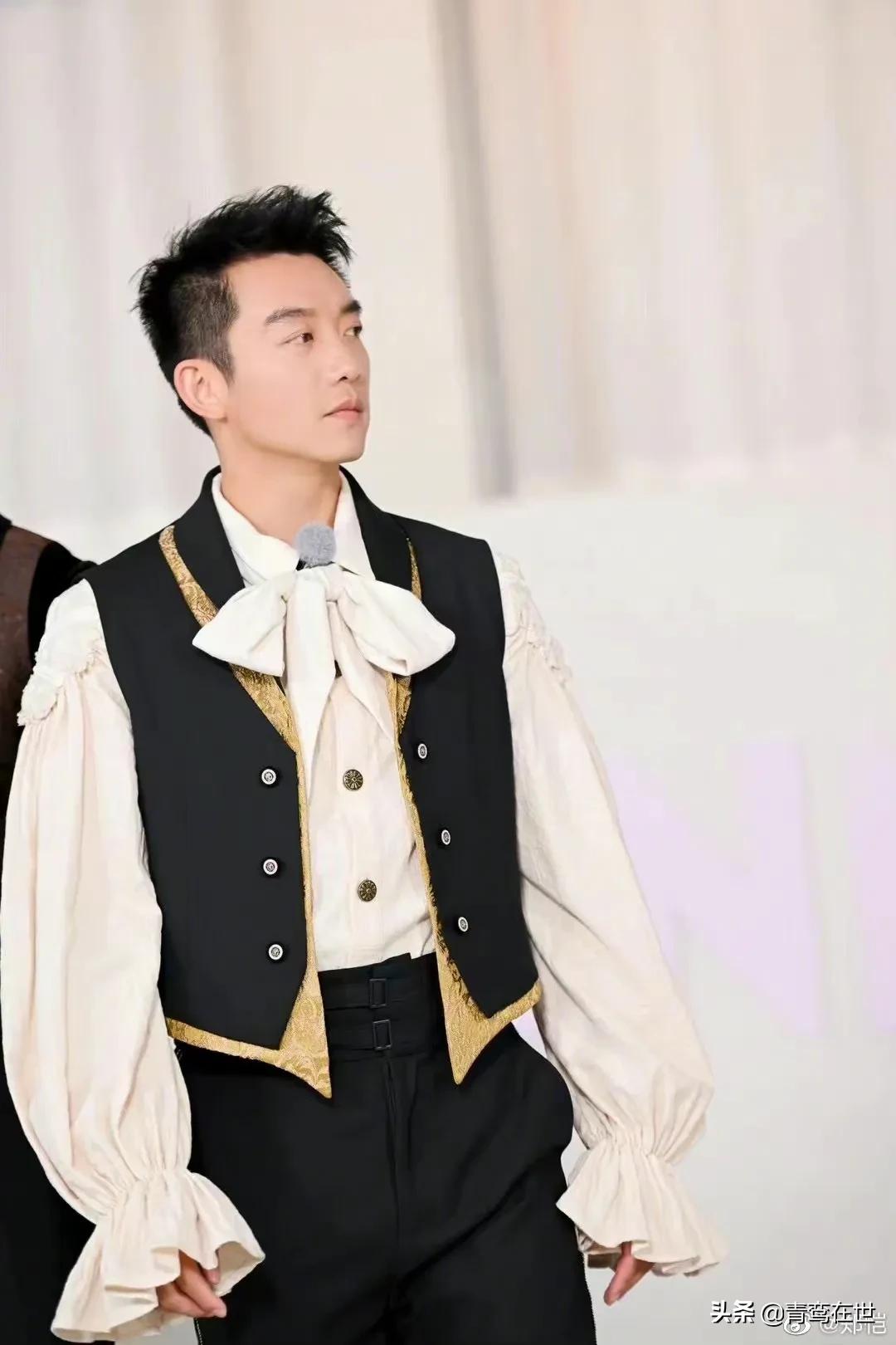 郑凯颜值重回巅峰啊