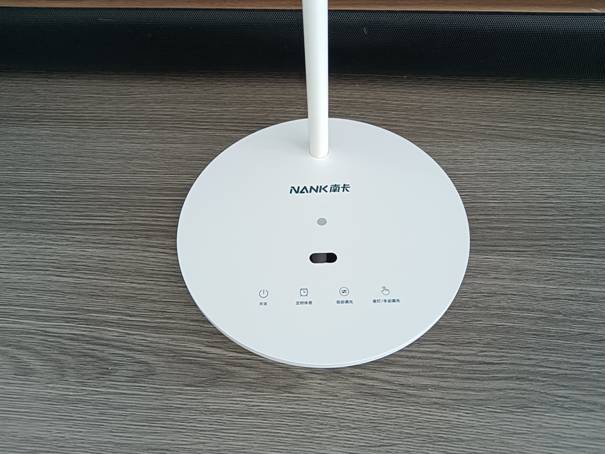 保护孩子视力的超级英雄-南卡L1护眼台灯评测