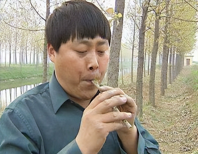 草根歌手刘大成：父亲陪我走上成名之路，走红后不忘农民本色