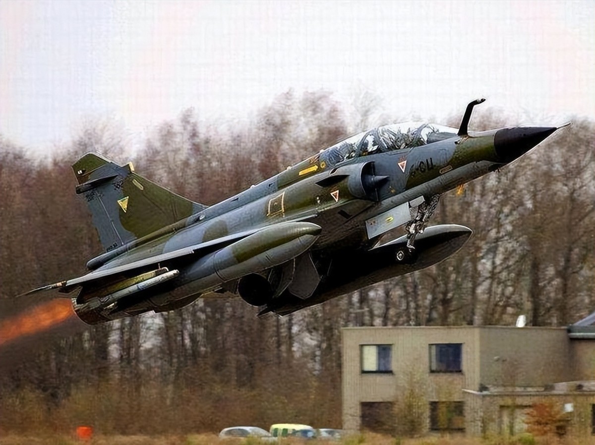 �й��Է�Ա��ʻ����3������һ�����������ʦ��