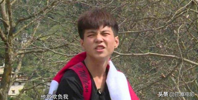 再看《变形记》孩子现状：富孩子名利双收，穷孩子被迫陪跑