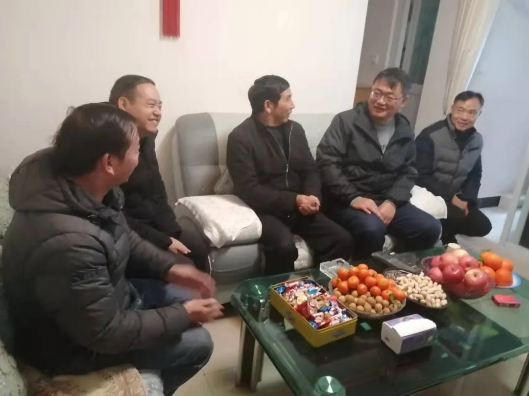 【姚检•春节特辑】春节慰问中 我们认真聆听退休干部讲检察故事