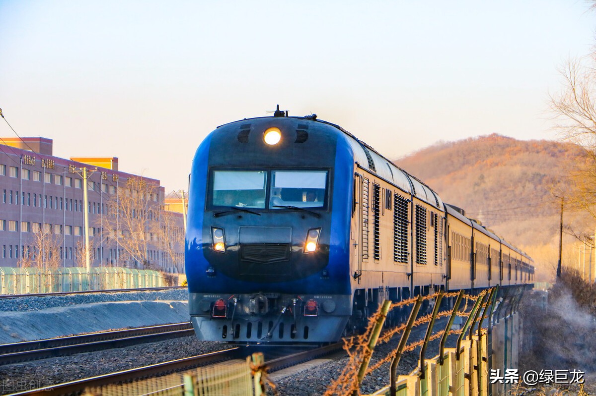 中国铁路-直达特快列车-本务机车运用交路详细汇总精编珍藏版