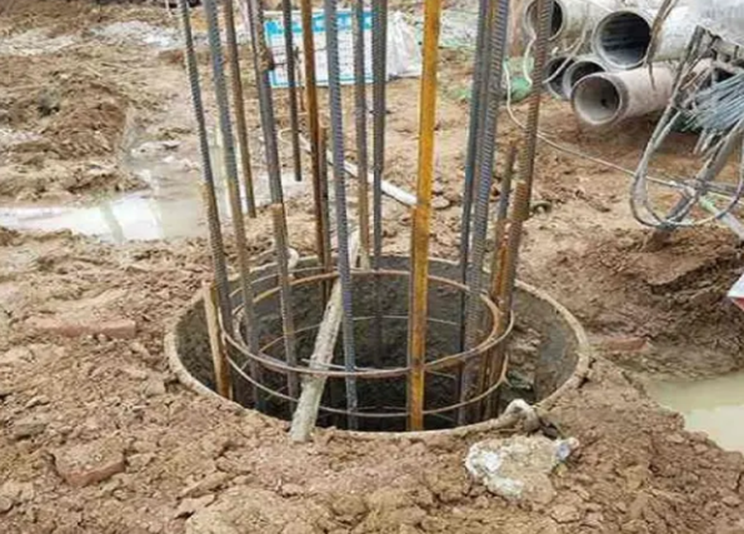 如何看鐵塔識別電力線-架空電力線科普