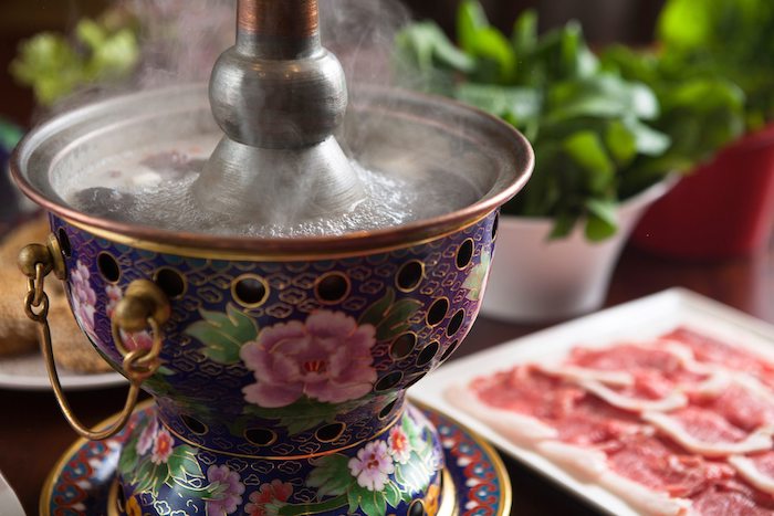 各地特色火锅有哪些（我国不同地区的特色火锅盘点）