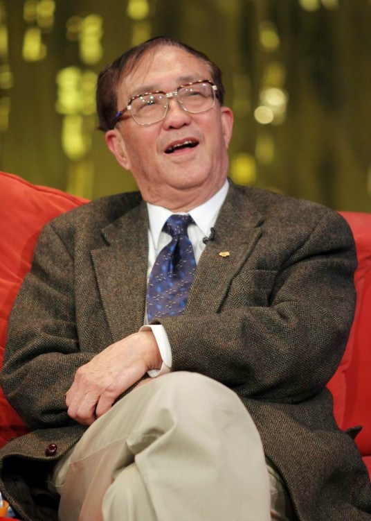 导演谢晋：三个儿子死得死病的病，黄连都没我的生活苦