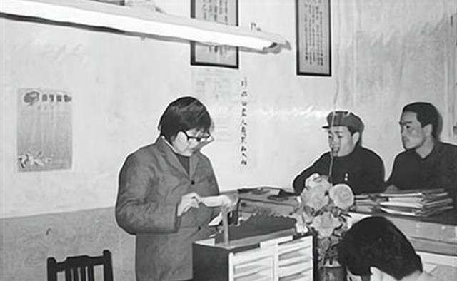 70年代女巨贪：包养7个男人，挥霍上千万公款，最后栽在情人手中