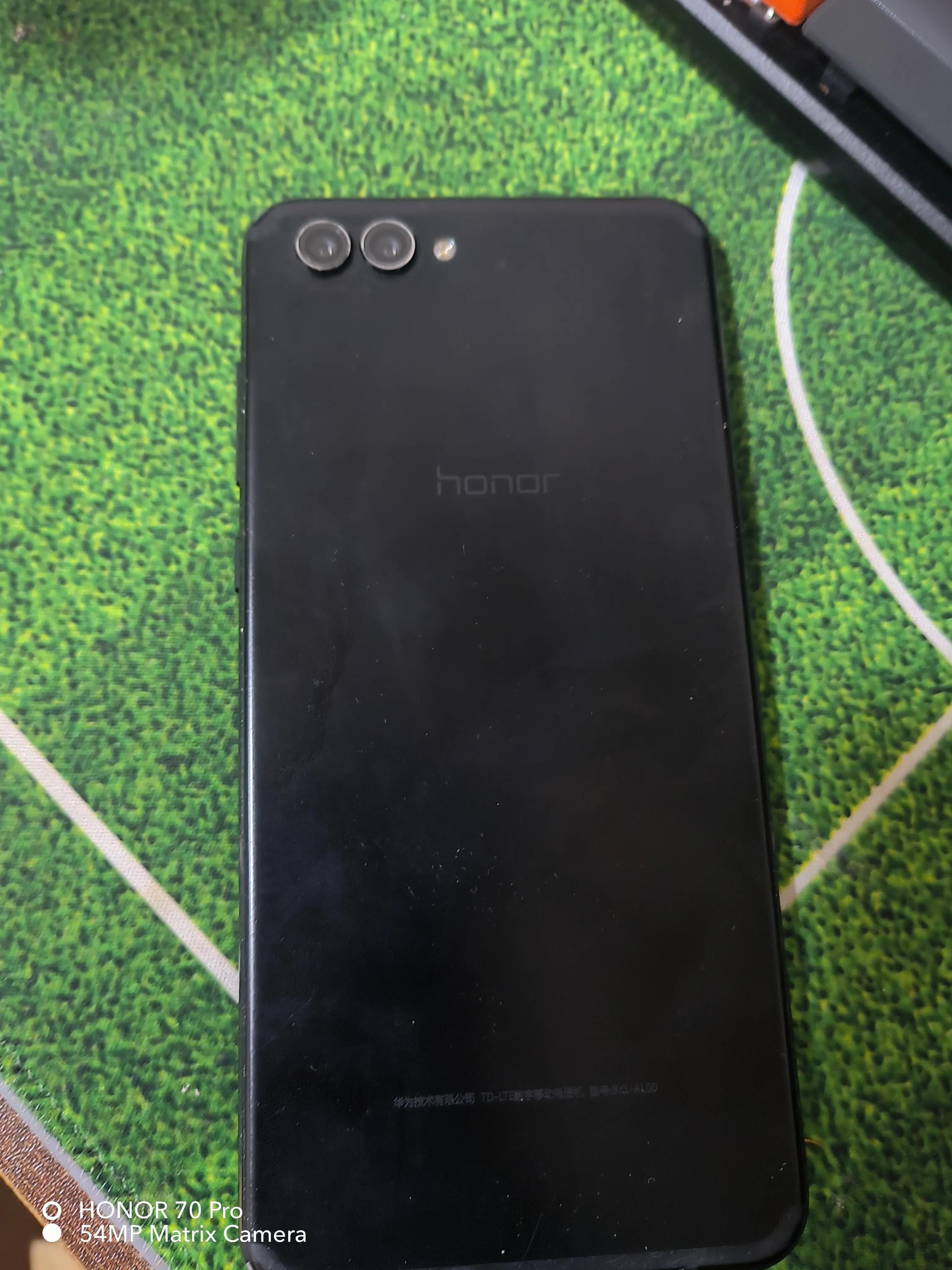 荣耀手机真的是钉子户