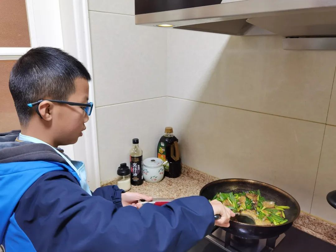 少年强则国强，5.4中队正铿锵｜走进天府新区南湖小学优秀中队