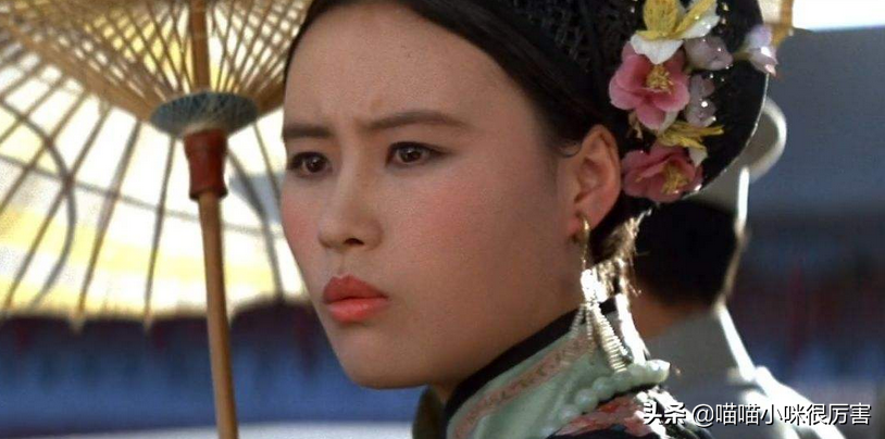 上海美女邬君梅：没孩子成丁克是遗憾，与继女亲密无间是模范继母