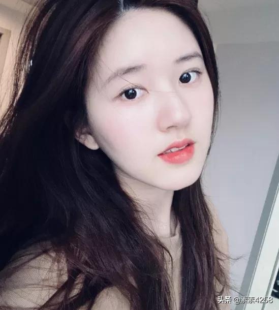 中国内地演员赵露思