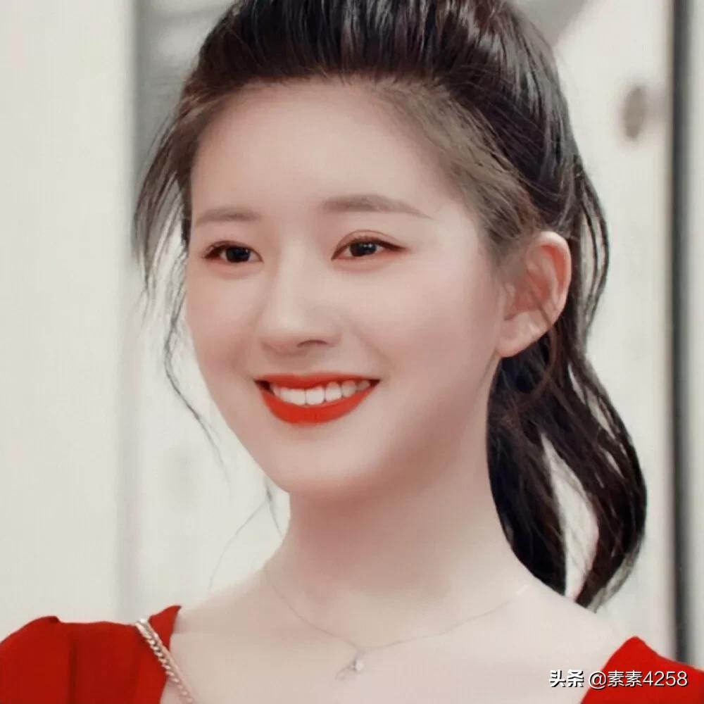 中国内地演员赵露思