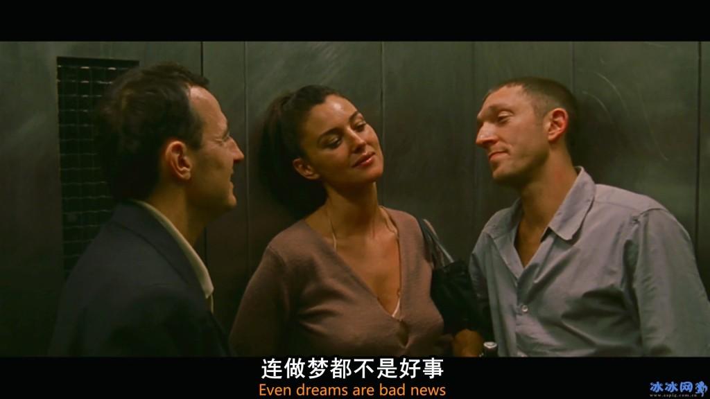 电影《不可撤销》178,《0娘的故事》:影片的故事:法国女摄影师0小姐