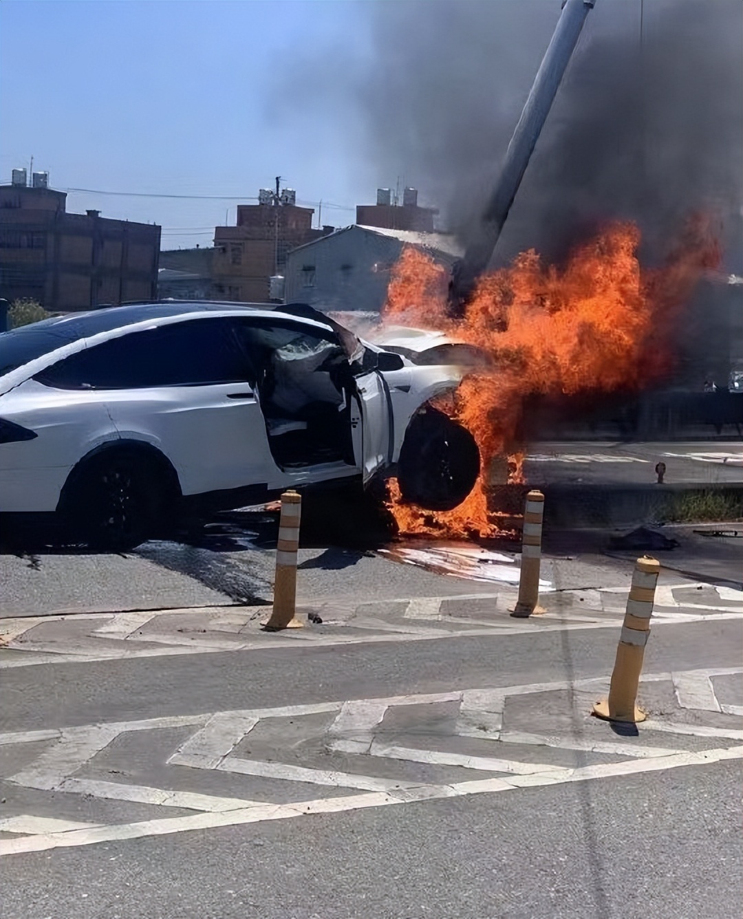 林志颖救命恩人曝光，目击全程狂奔救人，旁边恰好有救护车经过