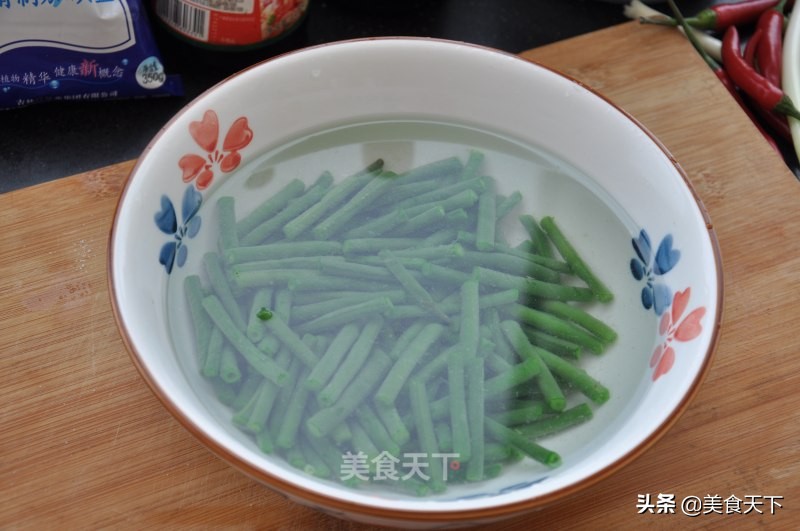 家常豇豆这样做，可以多吃好几碗饭！操作简单，喜欢你就试试吧