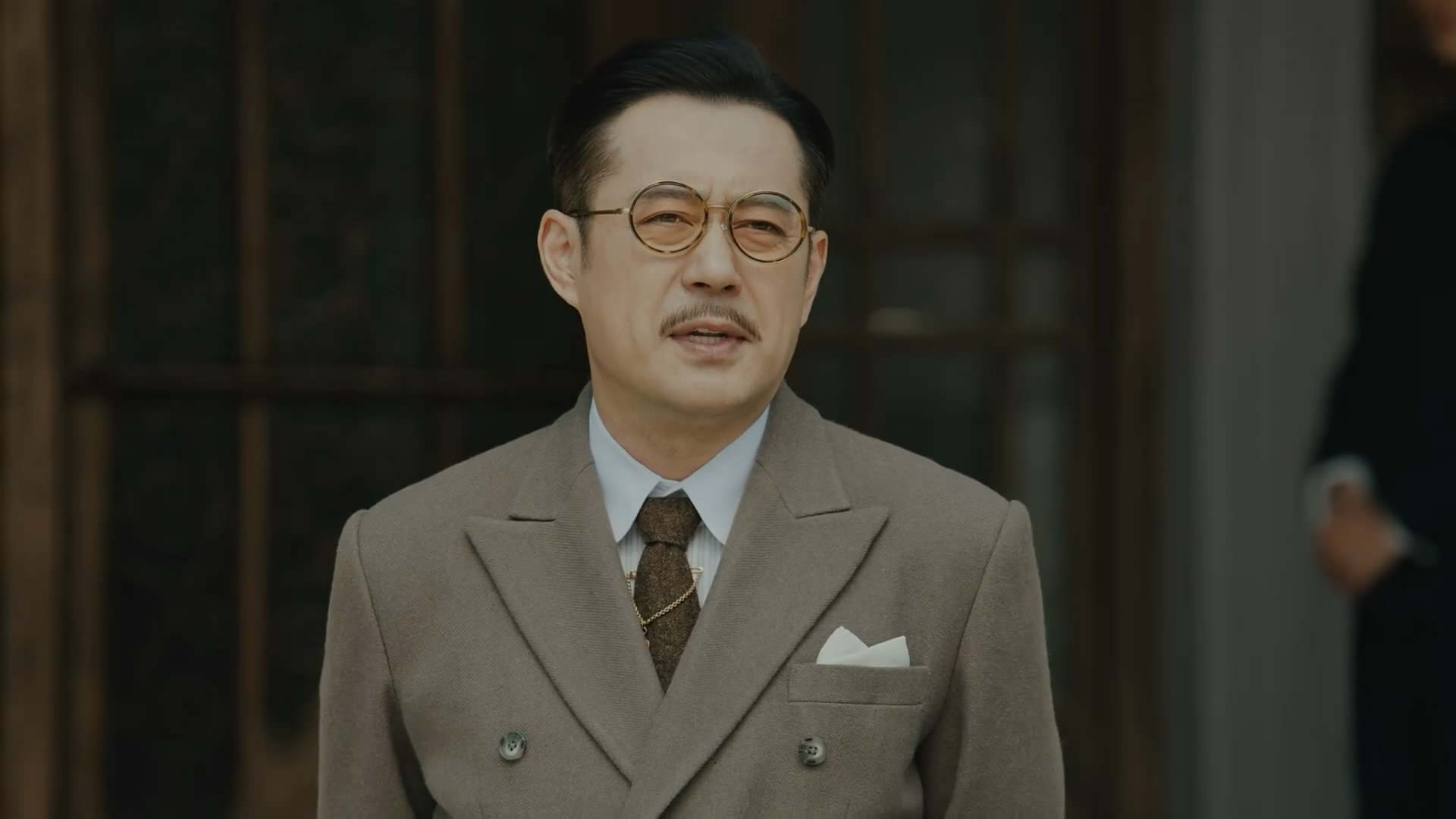 《传家》里面的五对夫妻，易钟灵结局幸福，易钟杰让人惋惜