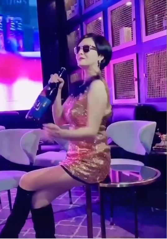 19位惊艳了时光的“80年代港风美女”，个个美到窒息，一见误终身