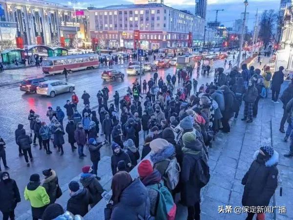 中国将派包机接回在乌中国公民