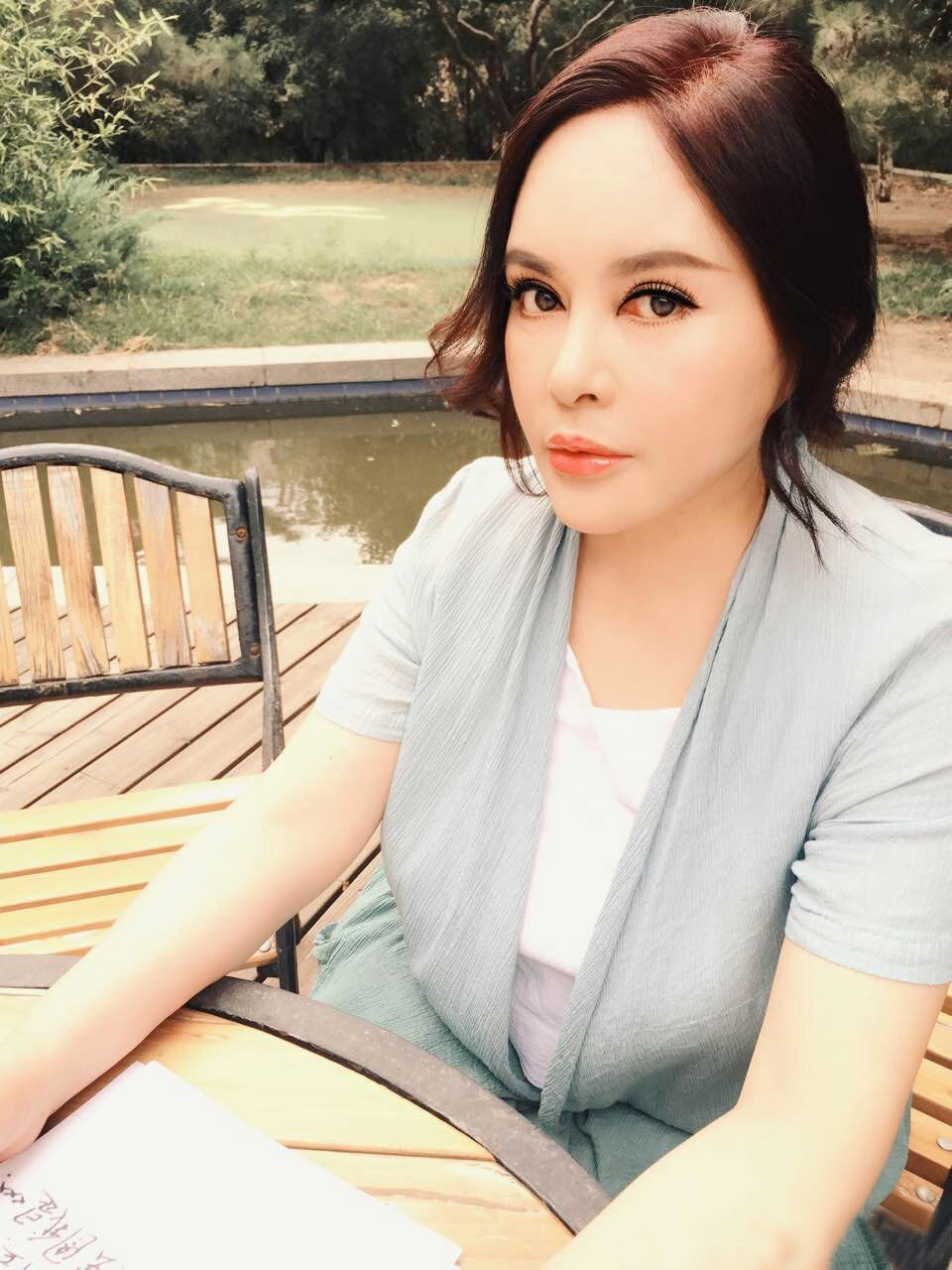 著名歌手千百惠:曾从何静手里夺走丈夫,离婚后儿子是她的依靠