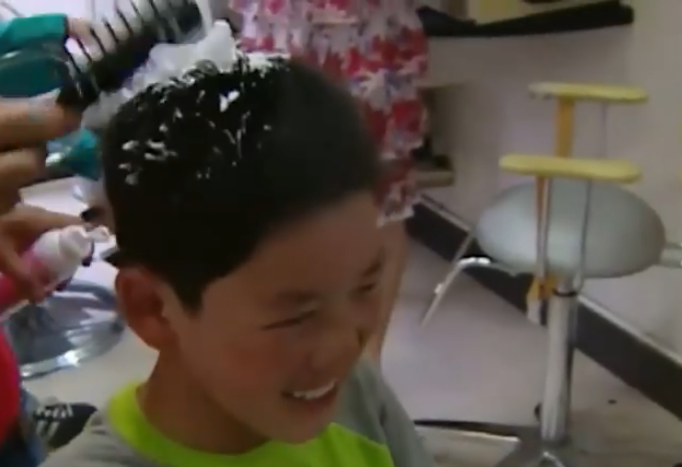 农村娃高占喜：赢了“富人游戏”，理科第一考上国防生走出大山