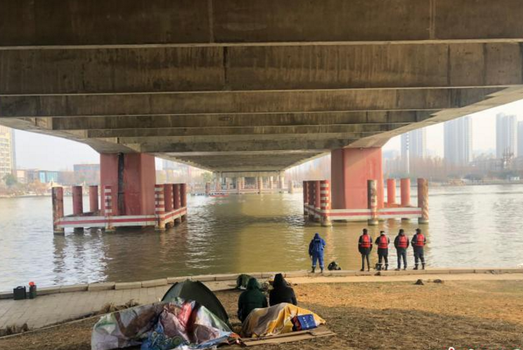 期末考试出成绩后老师失踪，结果令人惋惜，评论区一边倒地指责