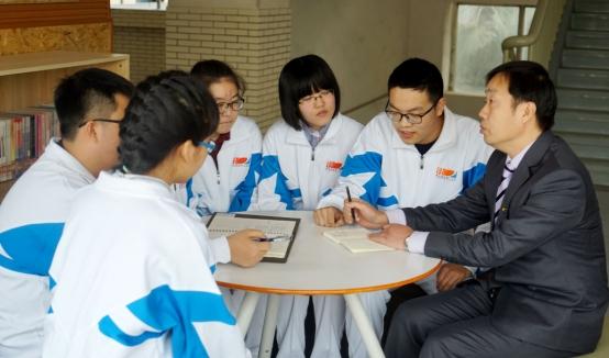 高三的三次模考都没过400分，能考上本科吗？班主任说出心里话