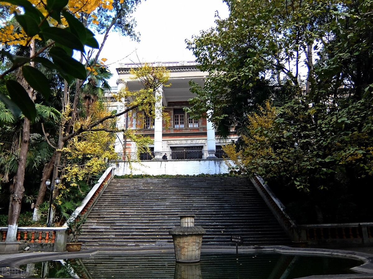 全民公认的中国八大最美高校，你的学校上榜了吗