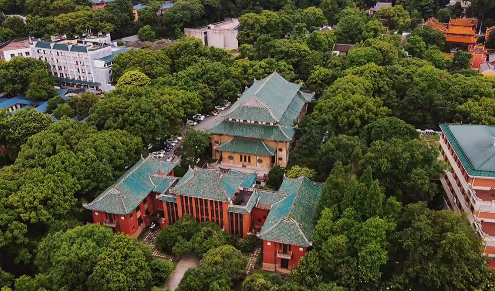 美貌才华并存的10所大学（下），中山大学、清华、湖南大学皆上榜