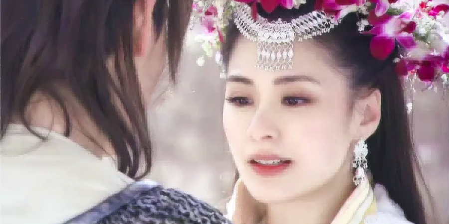 颜值不够别带“额饰”！13位女星造型PK，谁才撑得起倾国倾城