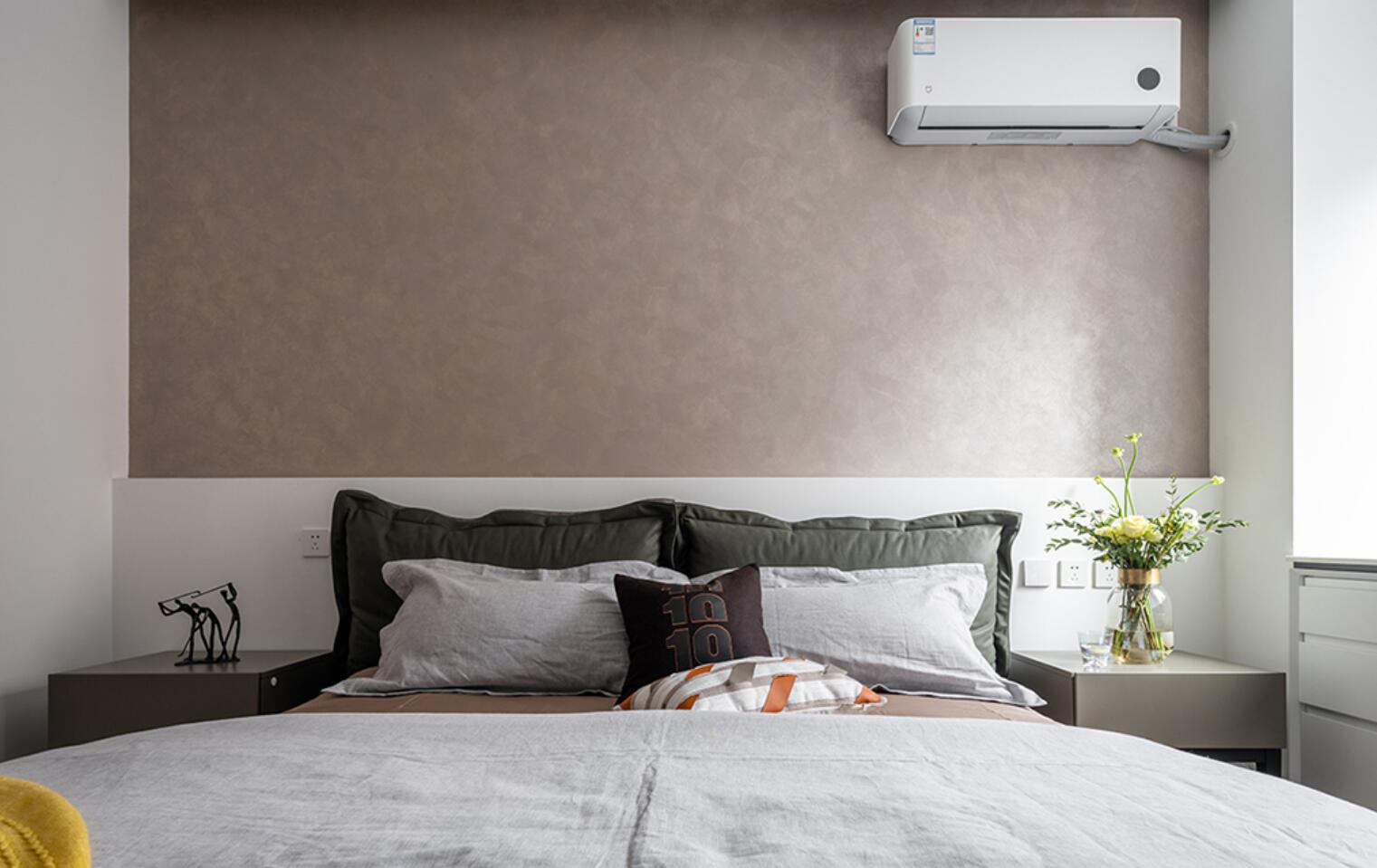 110㎡的户型，餐厅却只有巴掌大，她以逆向思维改造后，超舒适