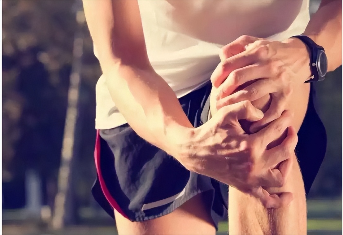 等老了再“養”膝蓋就晚了！ 提醒：保護膝關節，從這4種方法開始