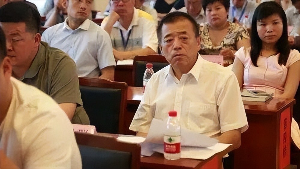 同样是演彭德怀，把董勇、宗利群、丁笑宜放在一起，差别就出来了