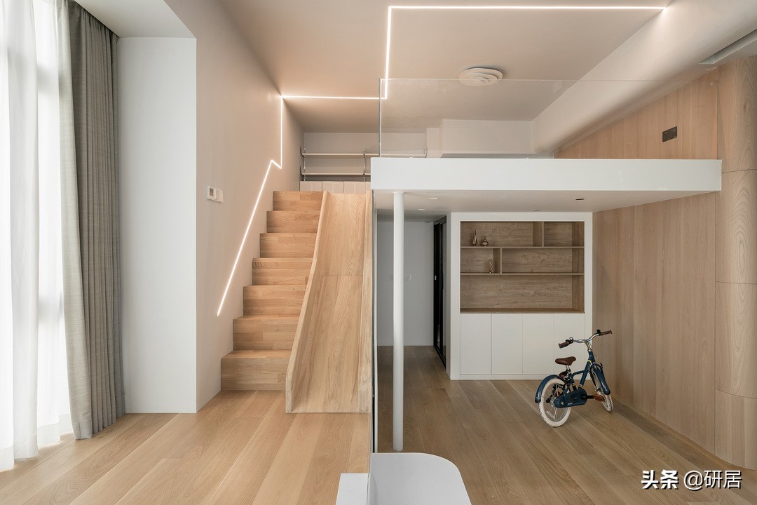 上海太太真有创意，拆掉两间房当餐厅，设计滑梯与夹层，太舒适了
