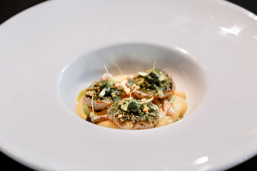 来自舌尖上的满足，只为击中你的味蕾