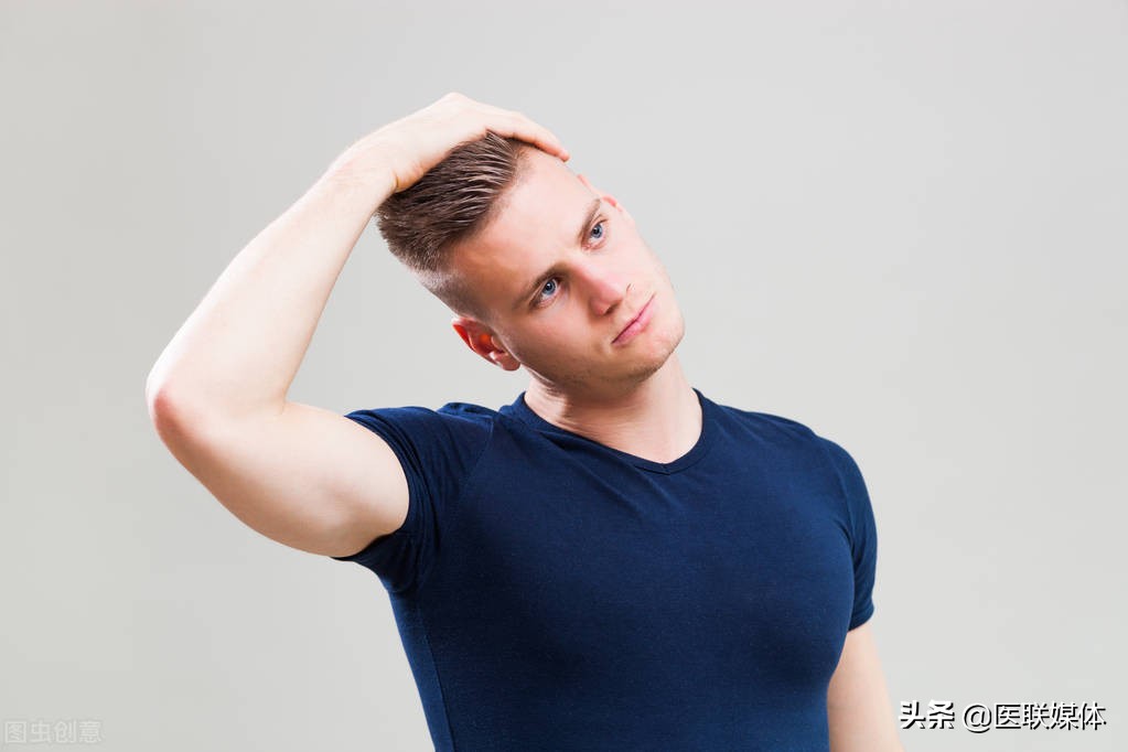 工作时间长脖子酸痛？别慌，教你4招来缓解