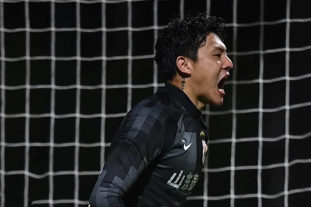 王大雷在中超属于什么人物(传奇继续!