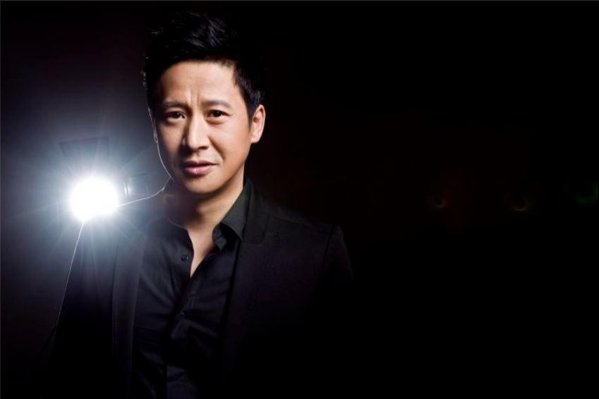 张国强：被前妻嫌穷抛弃，40岁二婚带子娶女明星，如今苦尽甘来