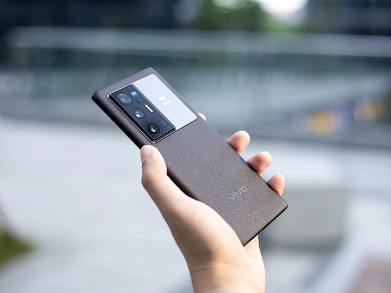 2022年换手机首选这3款，系统速度快价格很良心，能再用三、四年