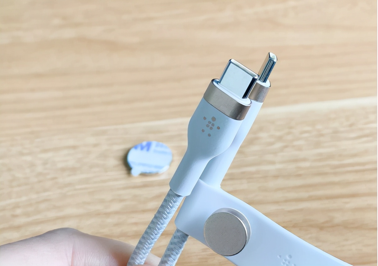 居家办公，我的真实主力桌面，用了这些设备更加舒适