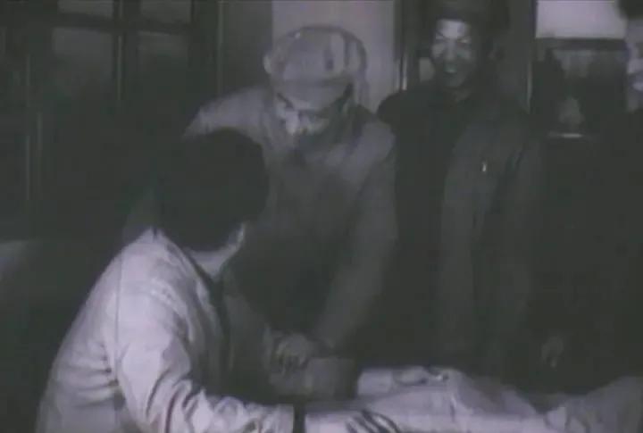 世界电影（0105）朝鲜电影《轧钢工人》（1972）剧照欣赏